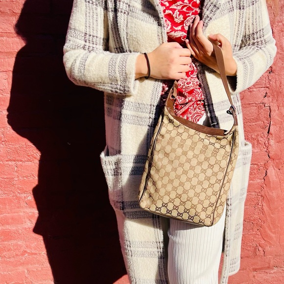 GUCCI Leather and Canvas Shoulder Bag AUTHENTIC - Picture 4 of 16